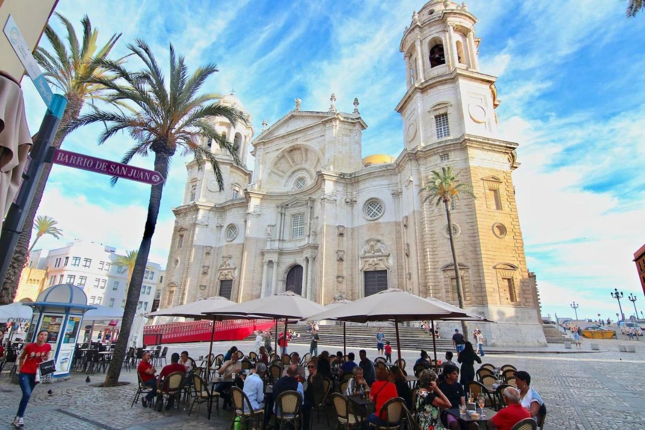 Monisimo En El Corazon De Cádiz